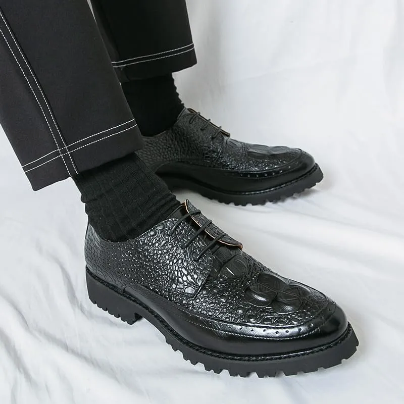 Men's Crocodile Textured Leather Brogue Shoes Metal Reinforced Eyelets Thick Rubber Outsole Anti-Slip Traction Casual Business Wear
