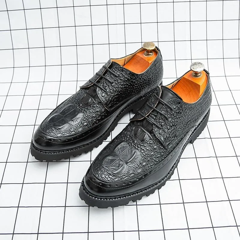 Men's Crocodile Textured Leather Brogue Shoes Metal Reinforced Eyelets Thick Rubber Outsole Anti-Slip Traction Casual Business Wear