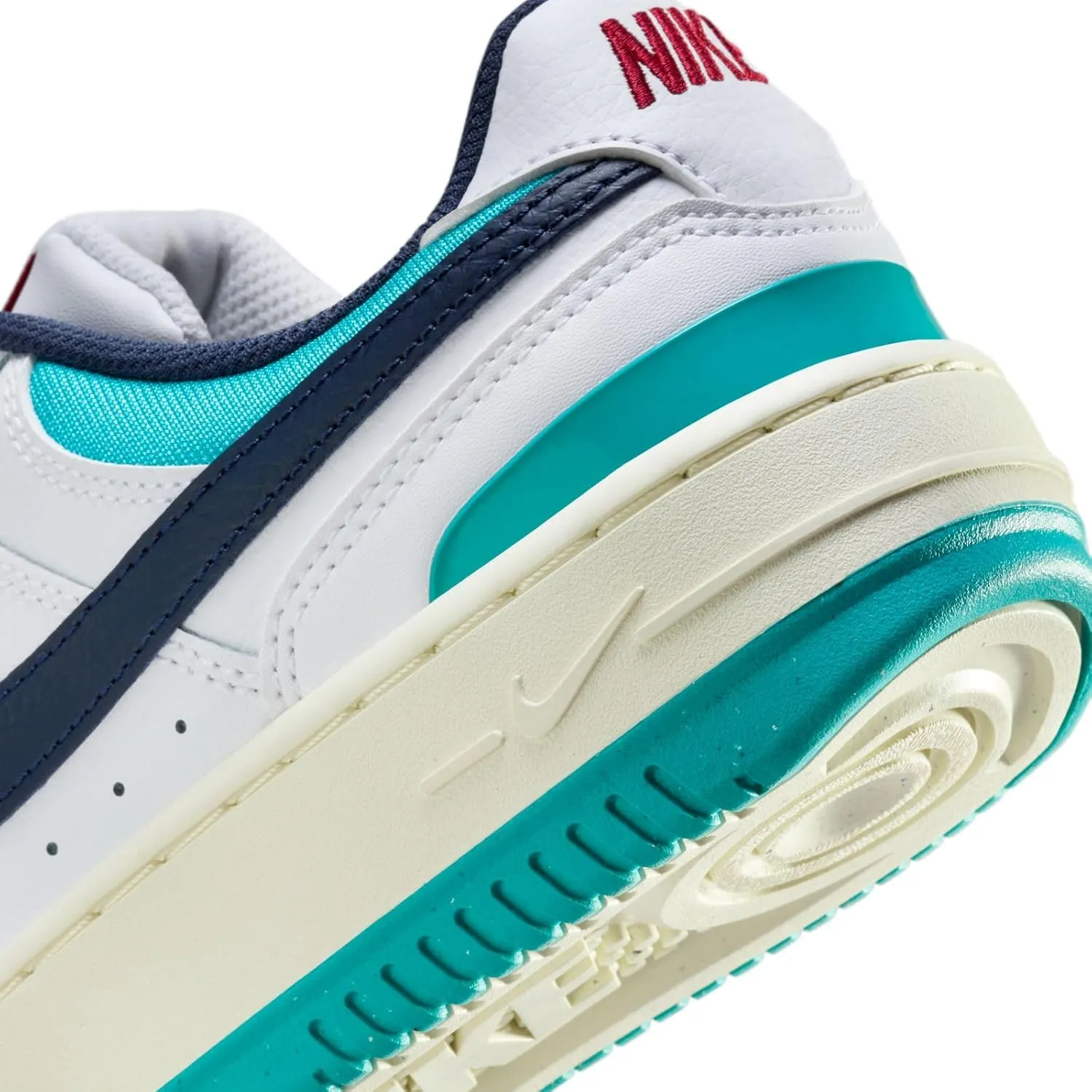 Nike Women's Laced Shoes
