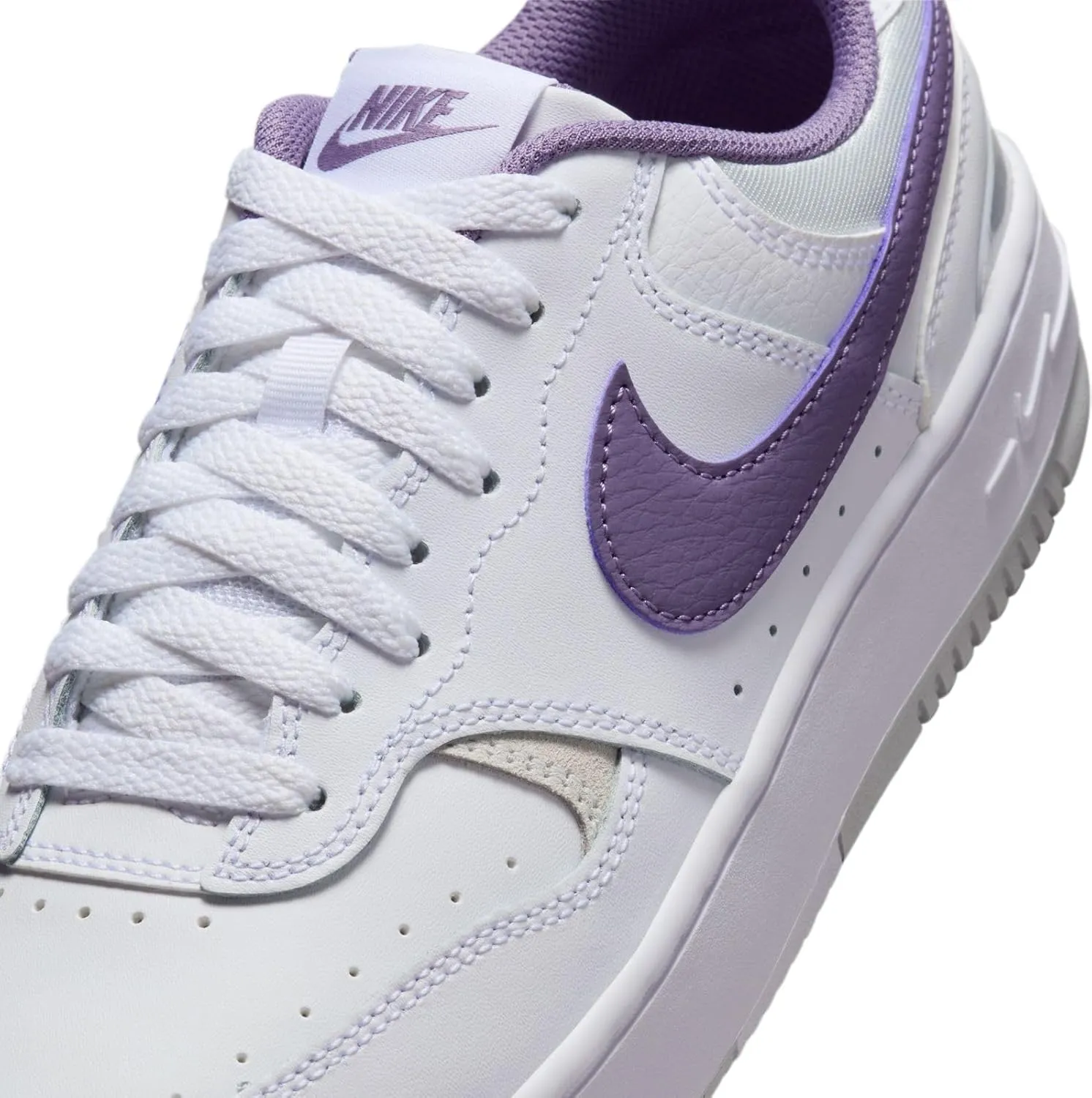Nike Women's Laced Shoes