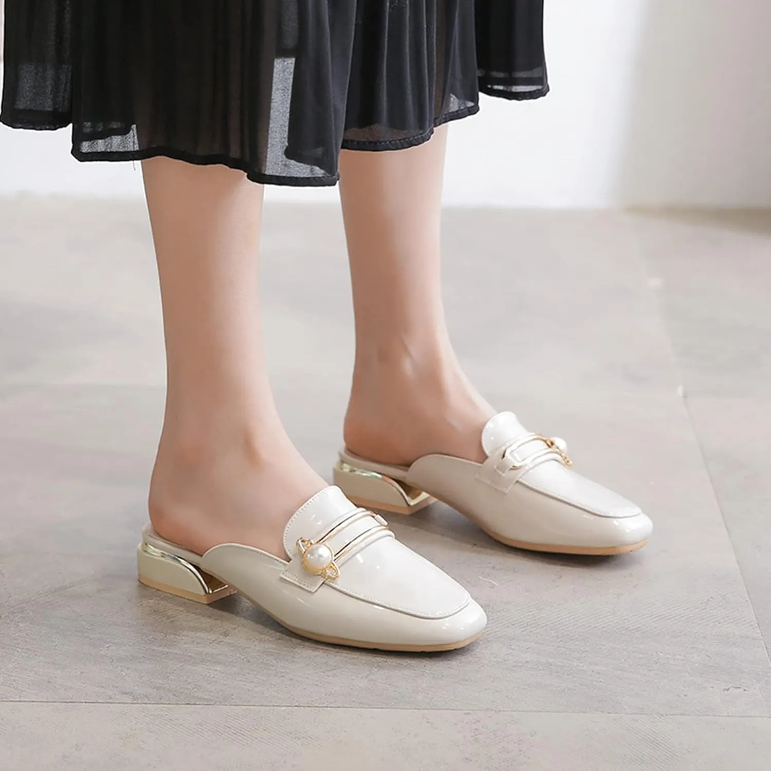 Womens Fashion Closed Square Toe Mules Backless Loafers Metal Decor Comfy Low Heel Dress Slipper Shoes