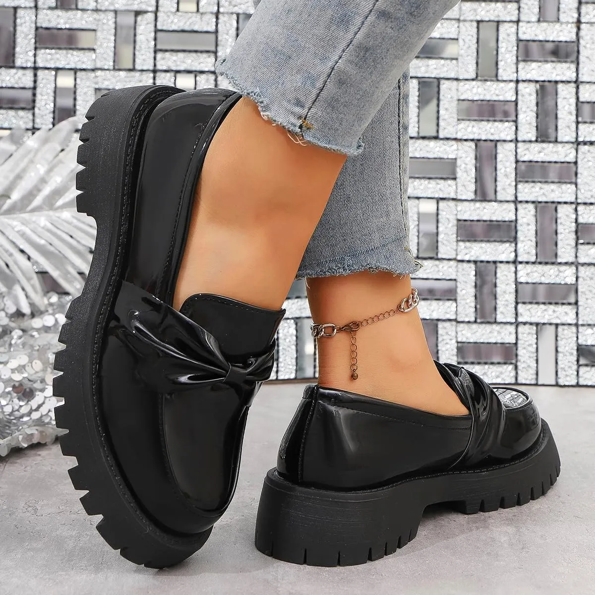 Women's Shiny Leather Bowknot Design Flat Loafers Thick Sole Chunky Heel Breathable Single Shoes Lightweight Versatile Business Casual Work Shoes