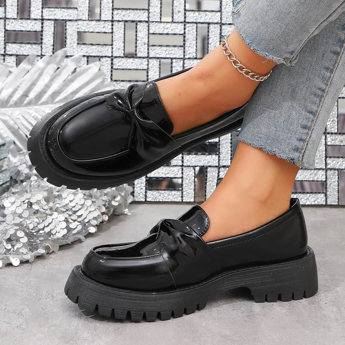 Women's Shiny Leather Bowknot Design Flat Loafers Thick Sole Chunky Heel Breathable Single Shoes Lightweight Versatile Business Casual Work Shoes
